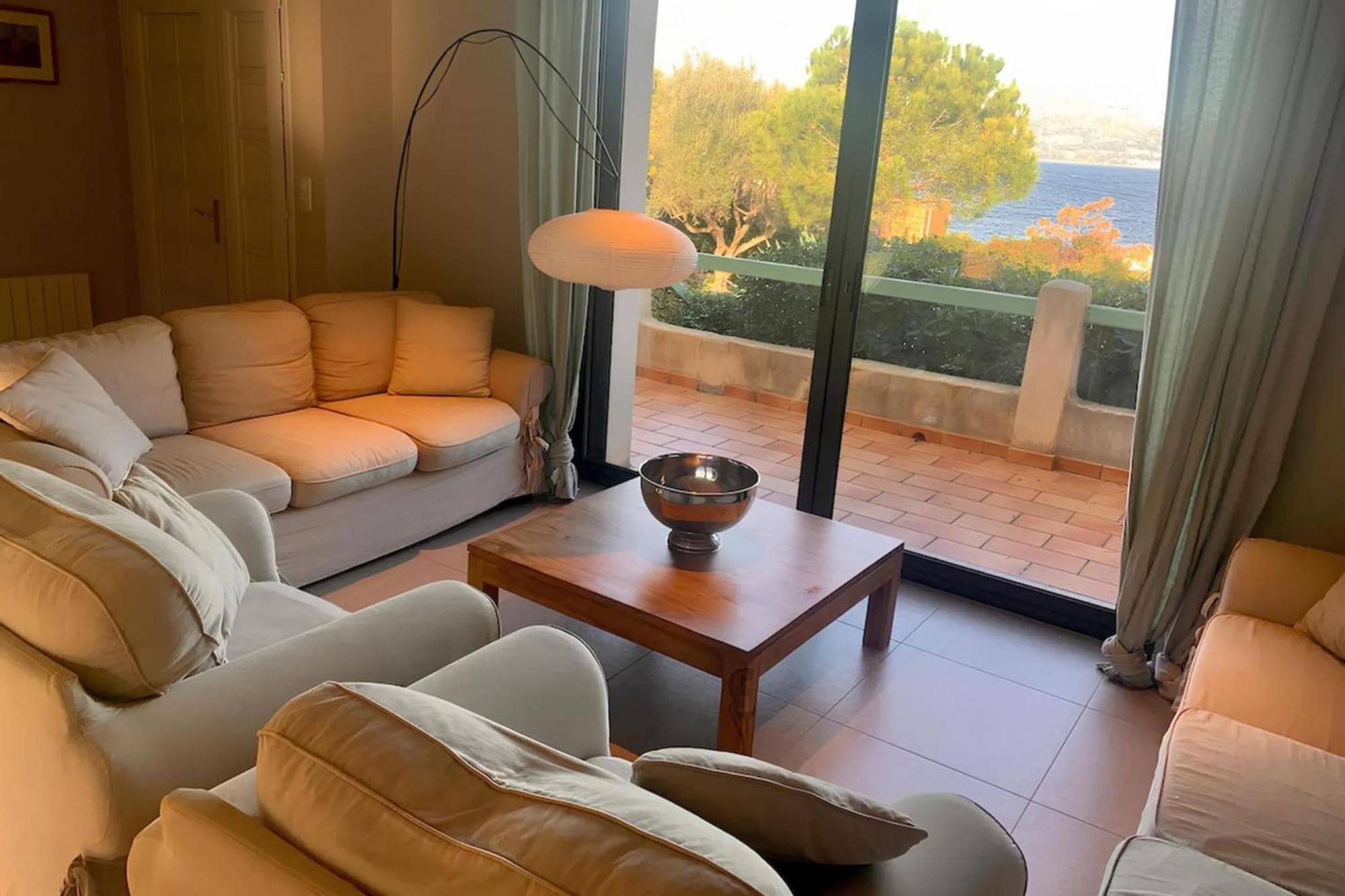 Des Iles D'or - 14pers - Swimming Pool & Sea View